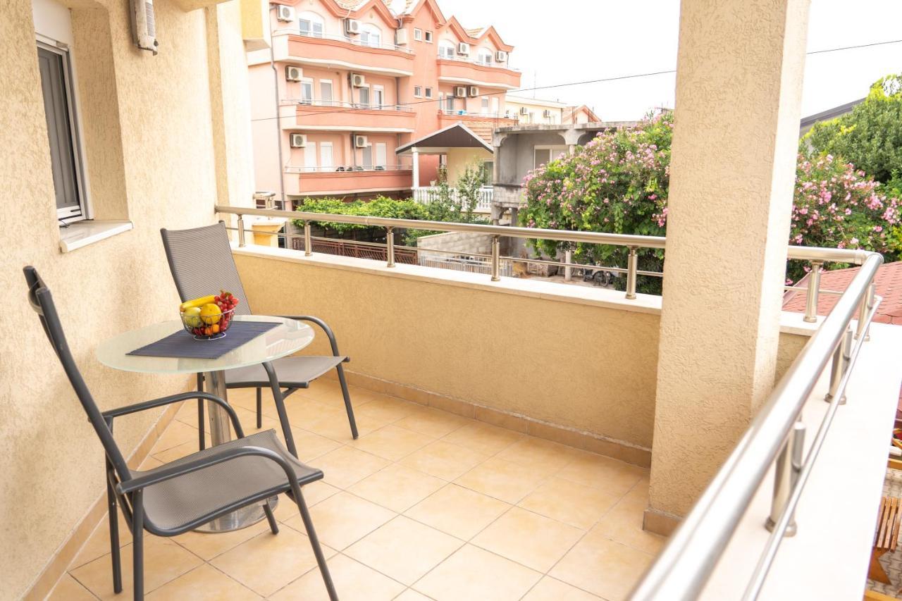 Apartments Sejla Улцин Екстериор снимка